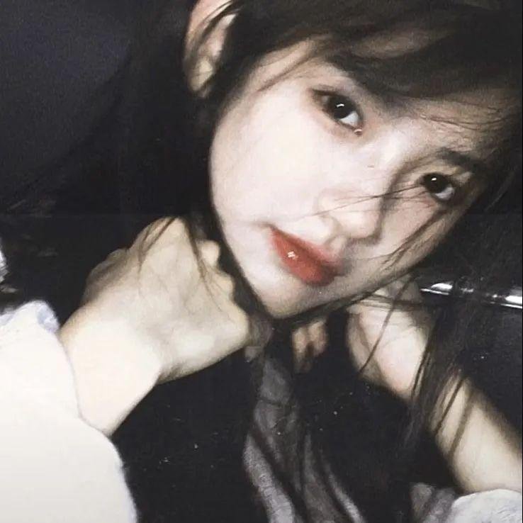 35岁的少女 封面